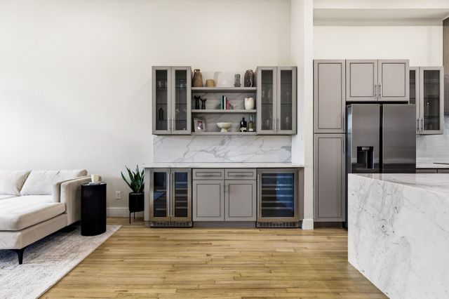 3816 Roseland Avenue B100, Dallas, TX 75204