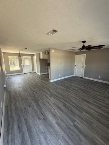 6801 Lakeview Drive, Bonham, TX 75418