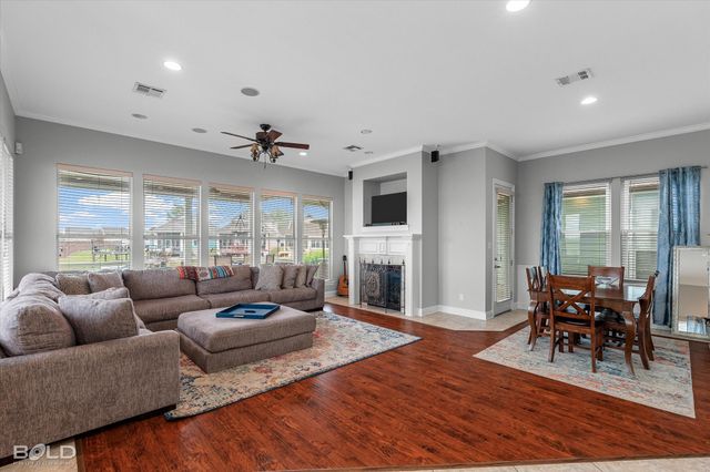 5860 S Lakeshore Drive 23, Shreveport, LA 71119