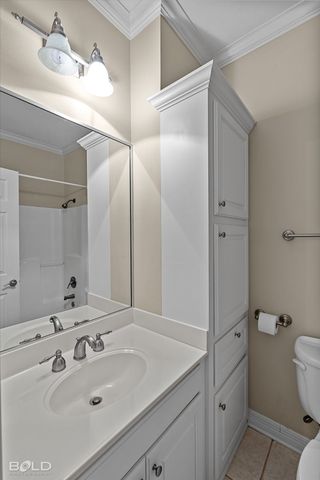 5860 S Lakeshore Drive 23, Shreveport, LA 71119
