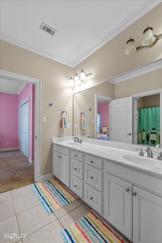 5860 S Lakeshore Drive 23, Shreveport, LA 71119