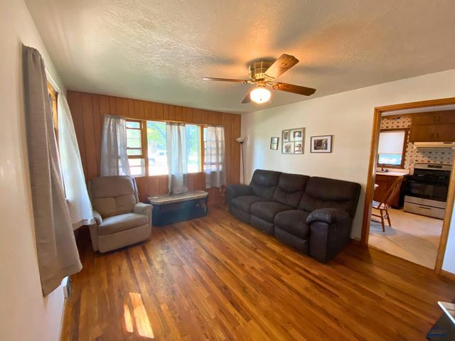 1144 SHEPHARD ST, Sturgis, SD 57785