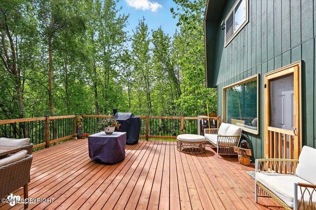 750 W Fairview Loop, Wasilla, AK 99645