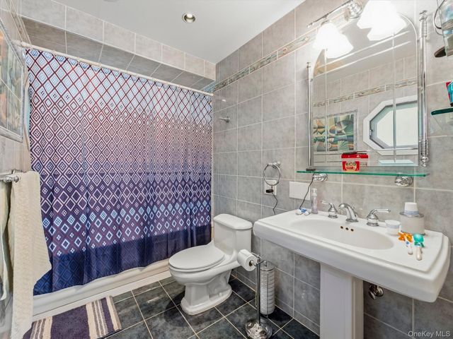 58 Regina Road, Monsey, NY 10952