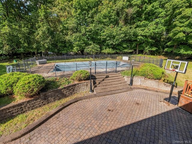 58 Regina Road, Monsey, NY 10952