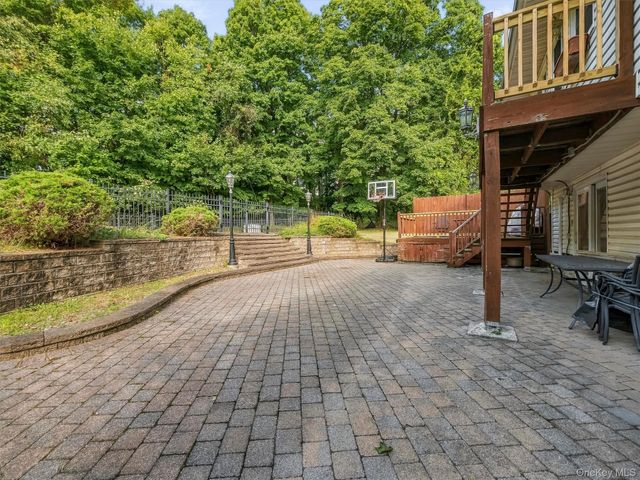 58 Regina Road, Monsey, NY 10952