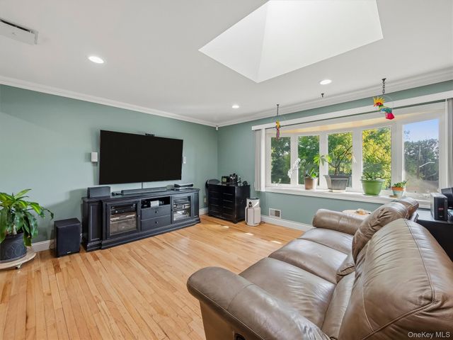 58 Regina Road, Monsey, NY 10952