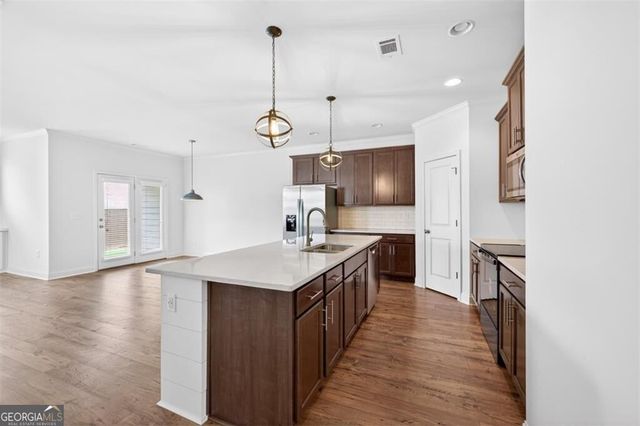 5524 Garens Way, Flowery Branch, GA 30542