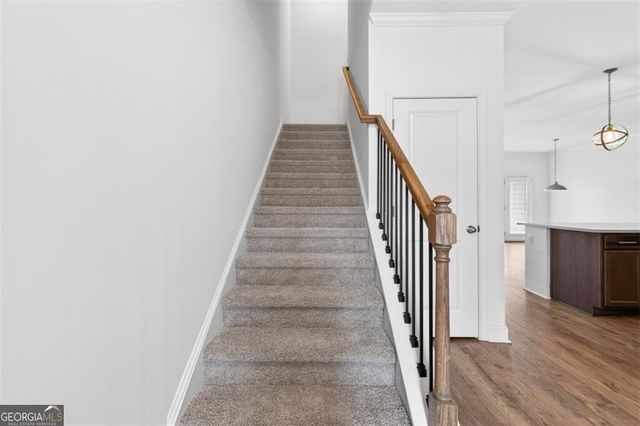 5524 Garens Way, Flowery Branch, GA 30542