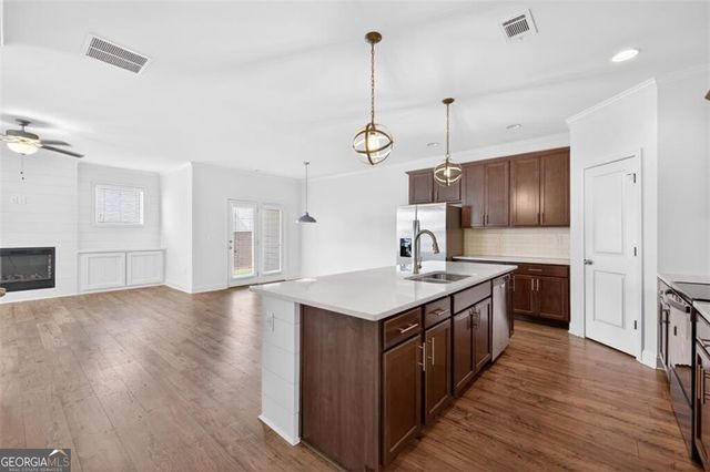 5524 Garens Way, Flowery Branch, GA 30542