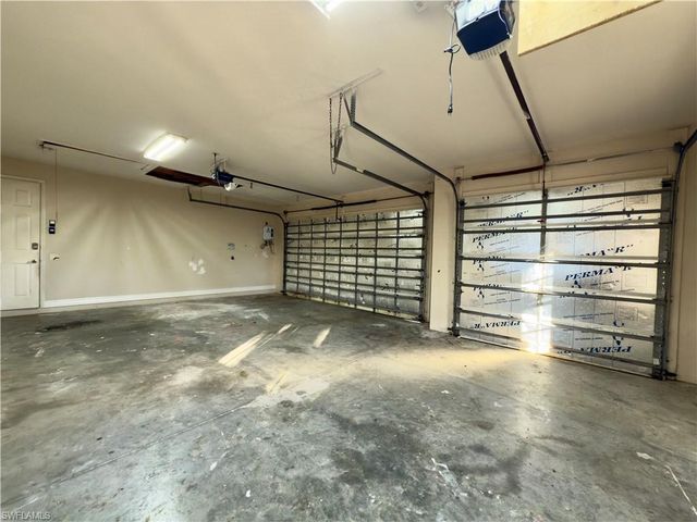 1901 El Dorado PKWY W, Cape Coral, FL 33914