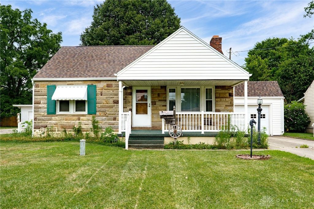 14 Sunset Drive, Medway, OH 45341