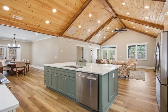 147 McAlister Road, West Union, SC 29696