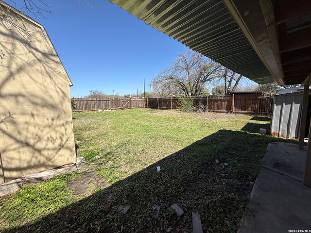 303 Avenue D, Converse, TX 78109