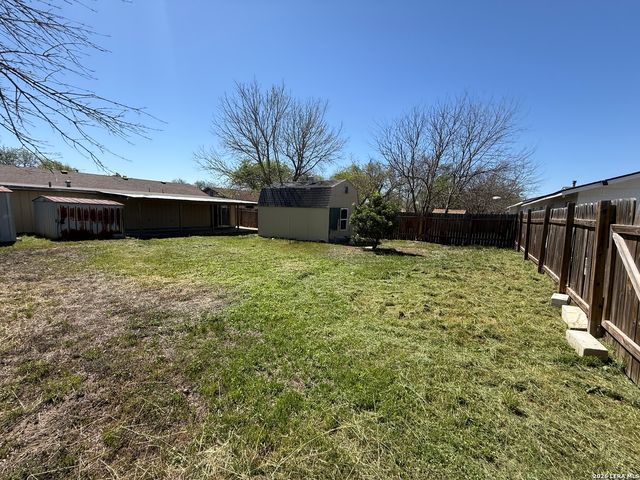 303 Avenue D, Converse, TX 78109