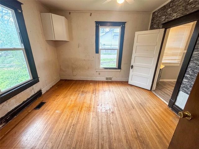 605 E Lexington Street, Richmond, MO 64085