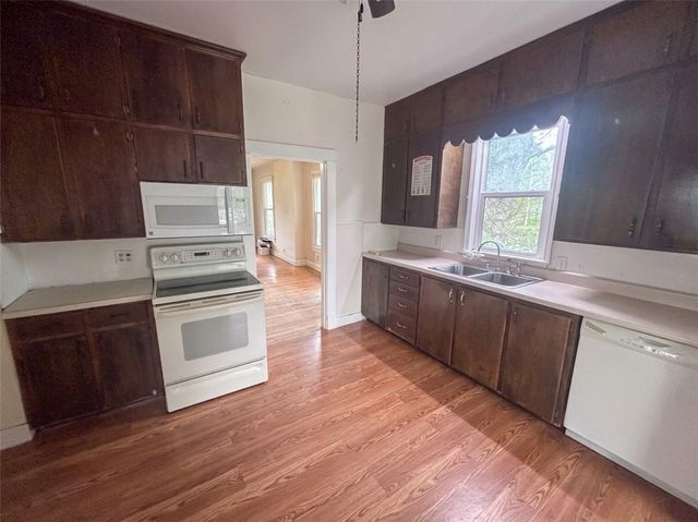 605 E Lexington Street, Richmond, MO 64085