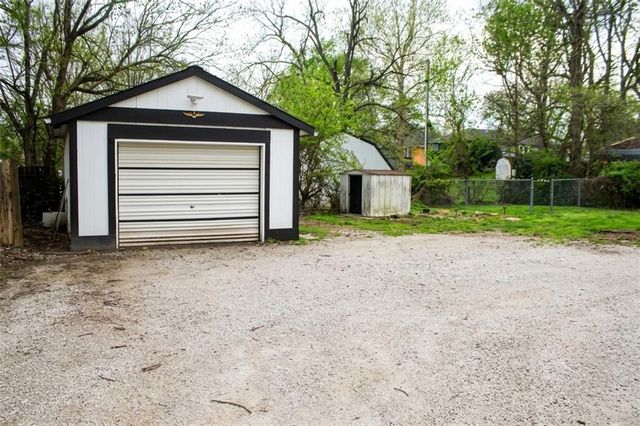 605 E Lexington Street, Richmond, MO 64085