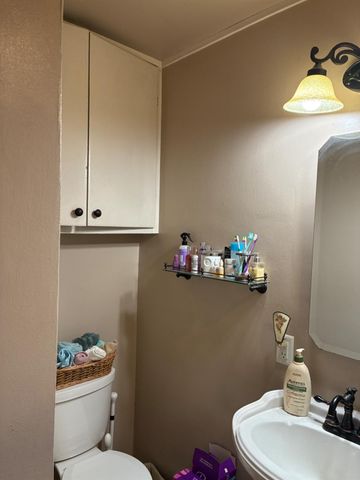 1412 Buchanan St, Marysville, CA 95901