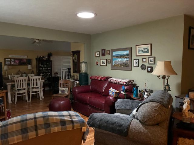 1412 Buchanan St, Marysville, CA 95901