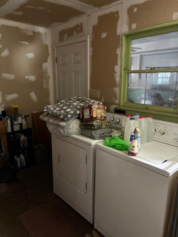 1412 Buchanan St, Marysville, CA 95901