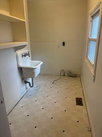 55 Hoffman Street, Elmira City, NY 14905