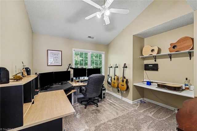 2133 Benwicke Drive, Pfafftown, NC 27040