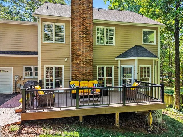 2133 Benwicke Drive, Pfafftown, NC 27040