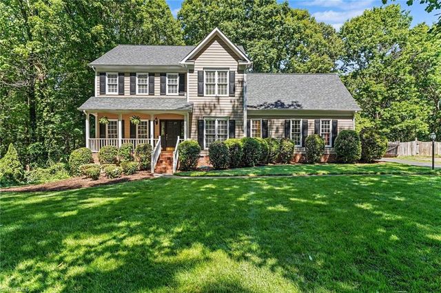 2133 Benwicke Drive, Pfafftown, NC 27040