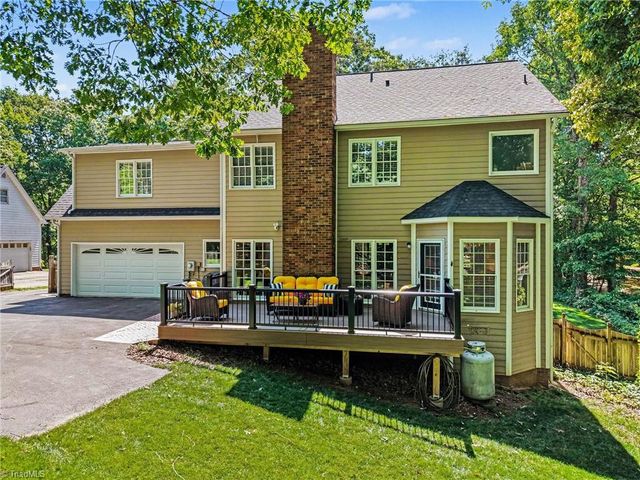 2133 Benwicke Drive, Pfafftown, NC 27040