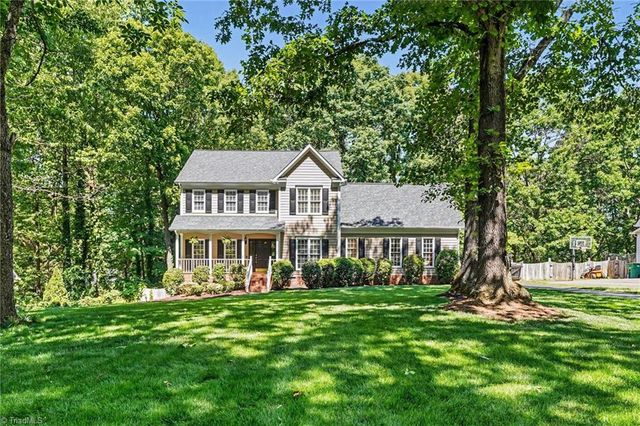 2133 Benwicke Drive, Pfafftown, NC 27040