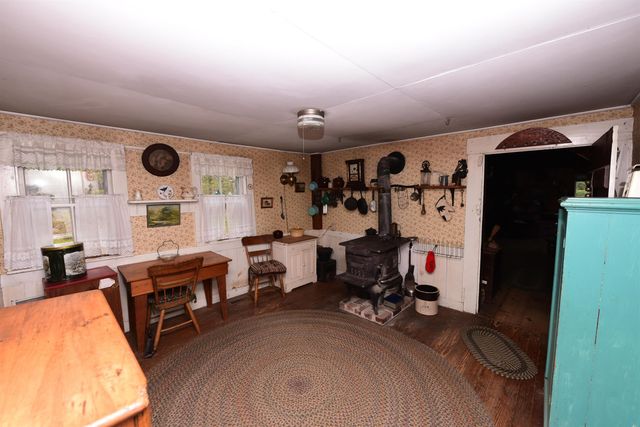 211 High Street, Albany, NH 03818