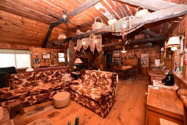 211 High Street, Albany, NH 03818