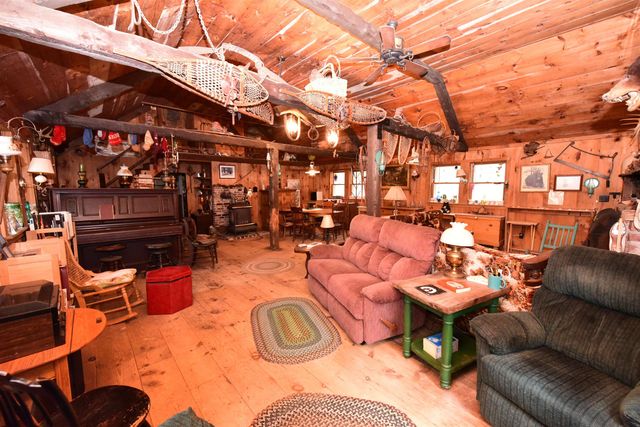 211 High Street, Albany, NH 03818