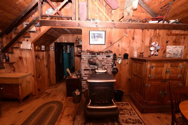 211 High Street, Albany, NH 03818