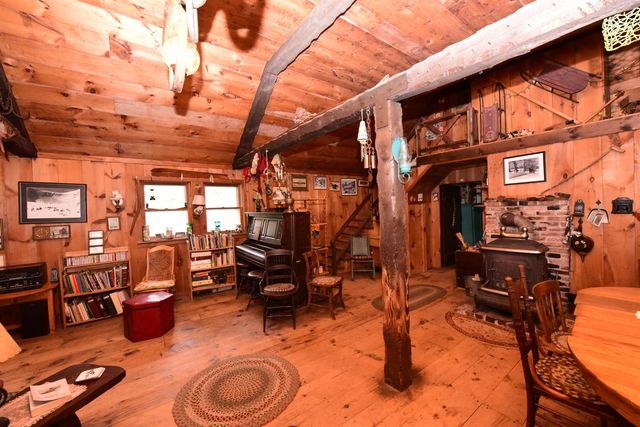 211 High Street, Albany, NH 03818