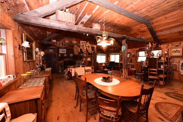 211 High Street, Albany, NH 03818