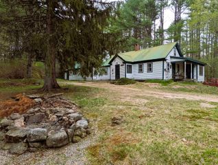 211 High Street, Albany, NH 03818