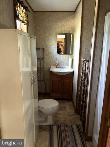 807 SAND SPRINGS RD, Beech Creek, PA 16822