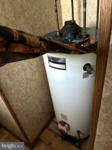 807 SAND SPRINGS RD, Beech Creek, PA 16822