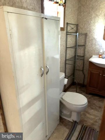 807 SAND SPRINGS RD, Beech Creek, PA 16822