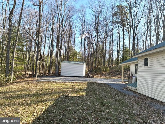 807 SAND SPRINGS RD, Beech Creek, PA 16822
