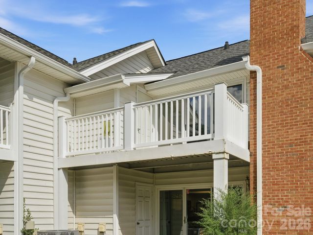 9308 S Vicksburg Park Court, Charlotte, NC 28210