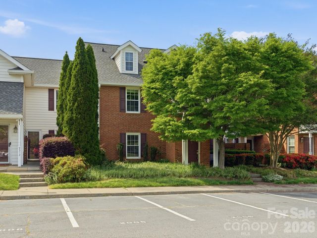 9308 S Vicksburg Park Court, Charlotte, NC 28210