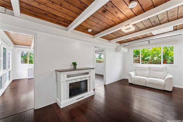 95-234 Waiala Street, Mililani, HI 96789
