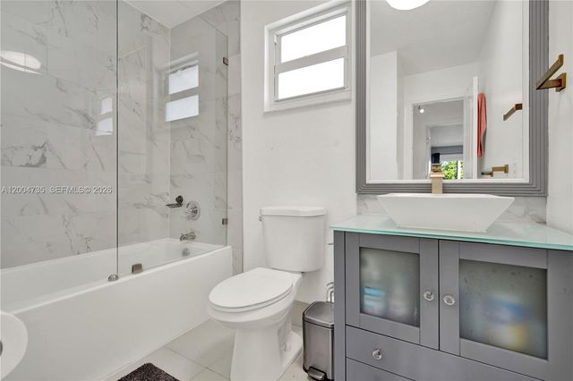 16070 SW 89th Ave Rd, Palmetto Bay, FL 33157