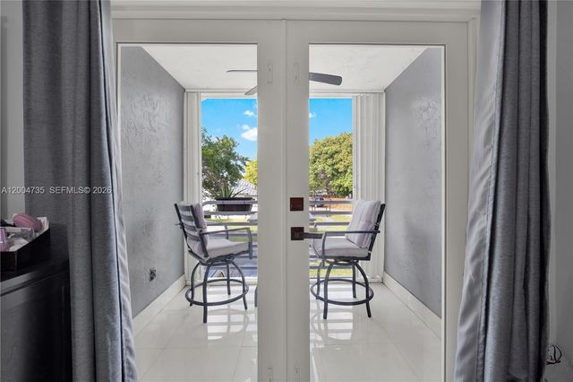 16070 SW 89th Ave Rd, Palmetto Bay, FL 33157