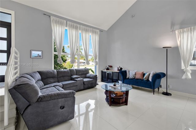 16070 SW 89th Ave Rd, Palmetto Bay, FL 33157