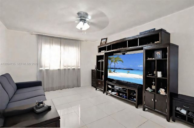 16070 SW 89th Ave Rd, Palmetto Bay, FL 33157