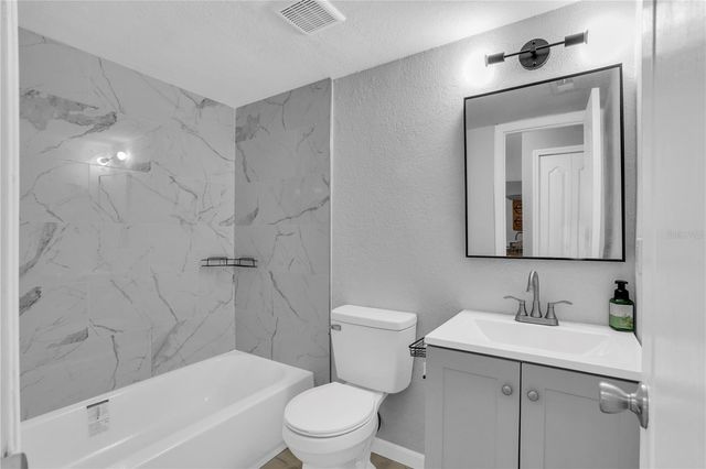 209 RED CEDAR PLACE 209, Brandon, FL 33510